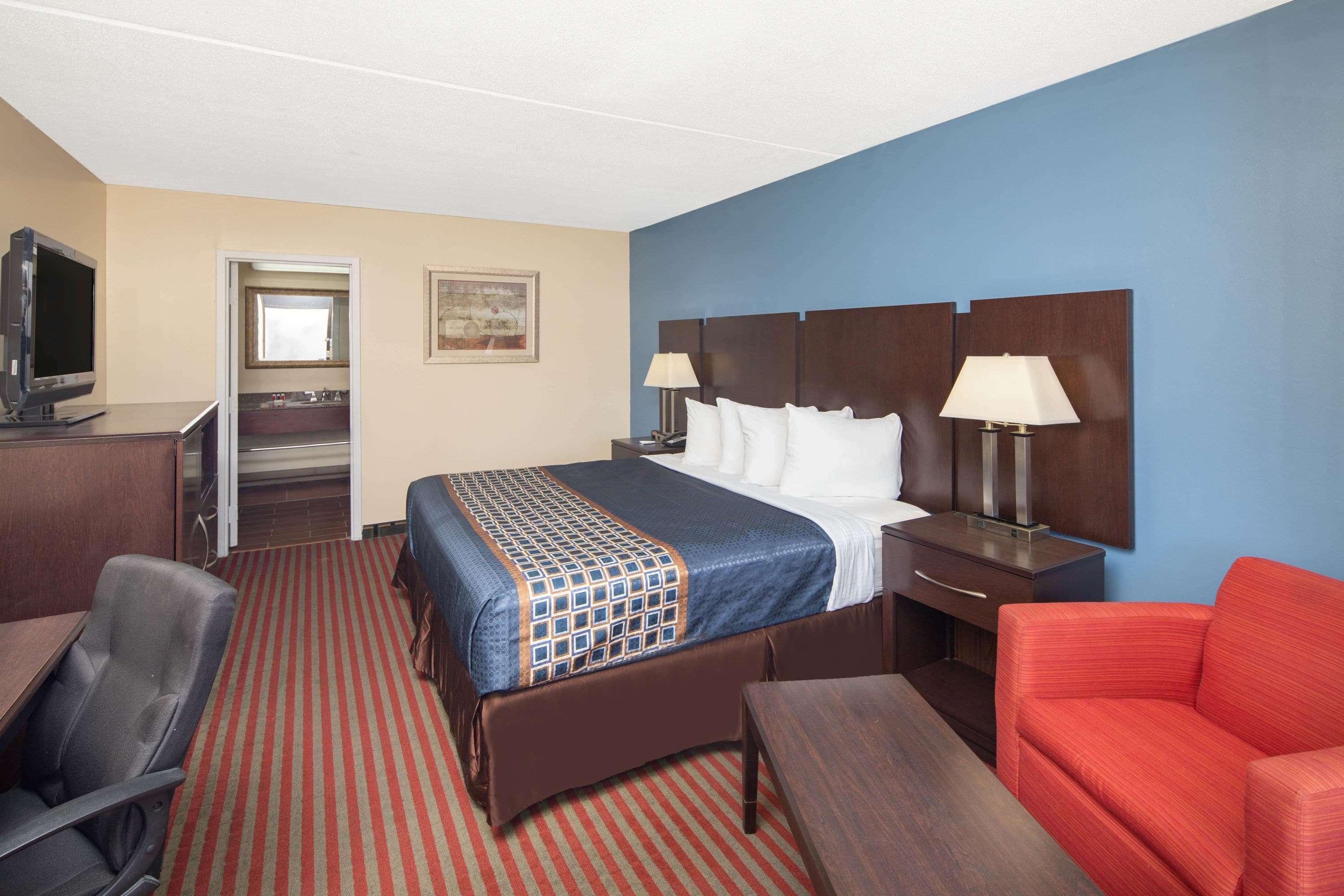 Travelodge By Wyndham Savannah Area/Ричмънд Хил Екстериор снимка