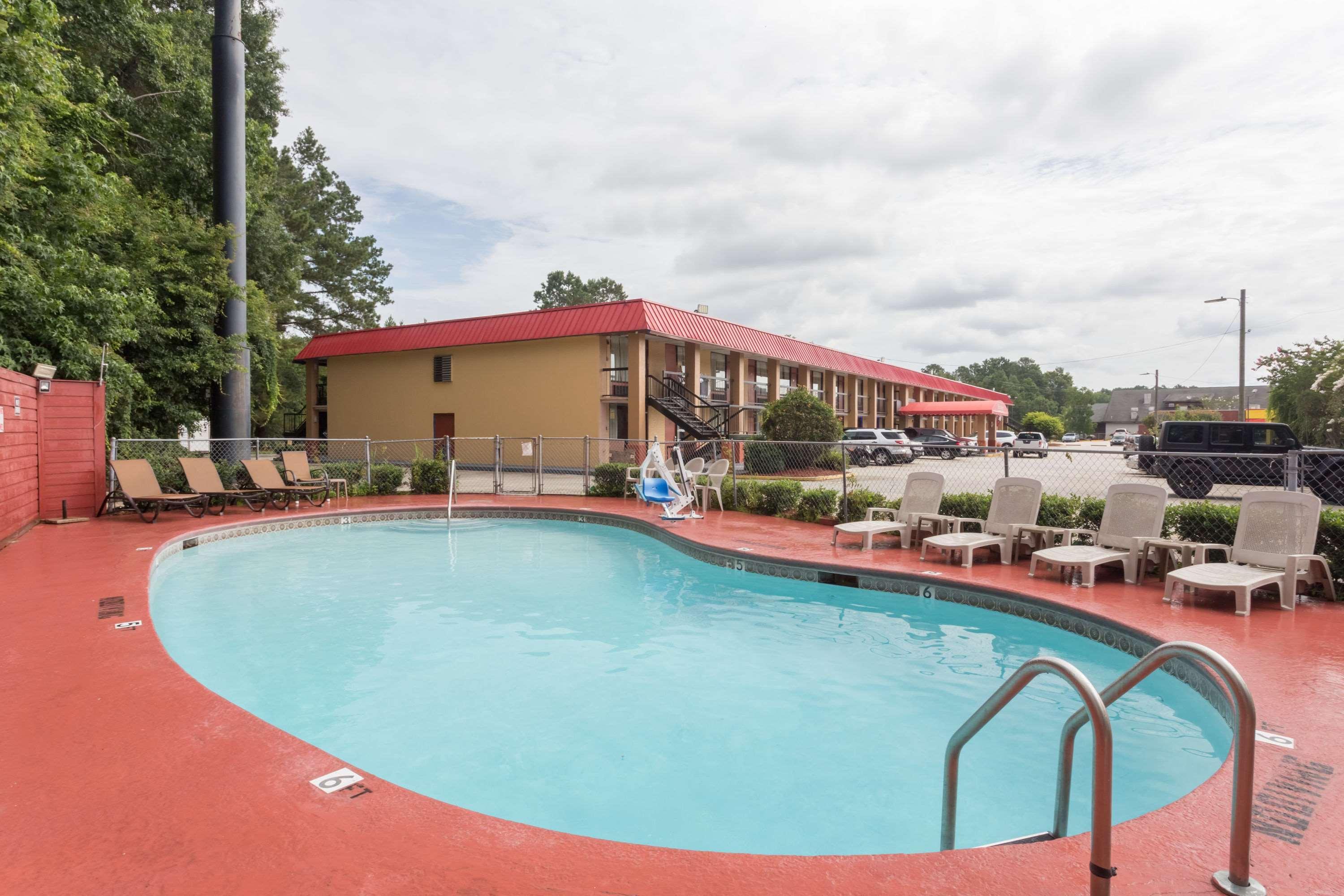 Travelodge By Wyndham Savannah Area/Ричмънд Хил Екстериор снимка